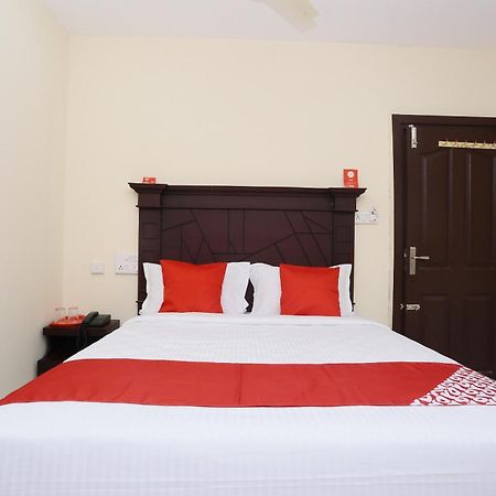 Hotel O Malabar Plaza Kochi Екстер'єр фото