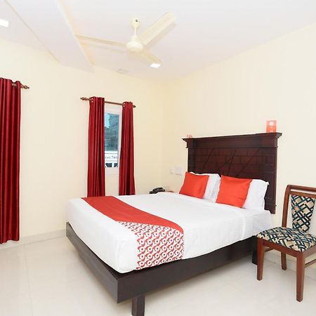 Hotel O Malabar Plaza Kochi Екстер'єр фото