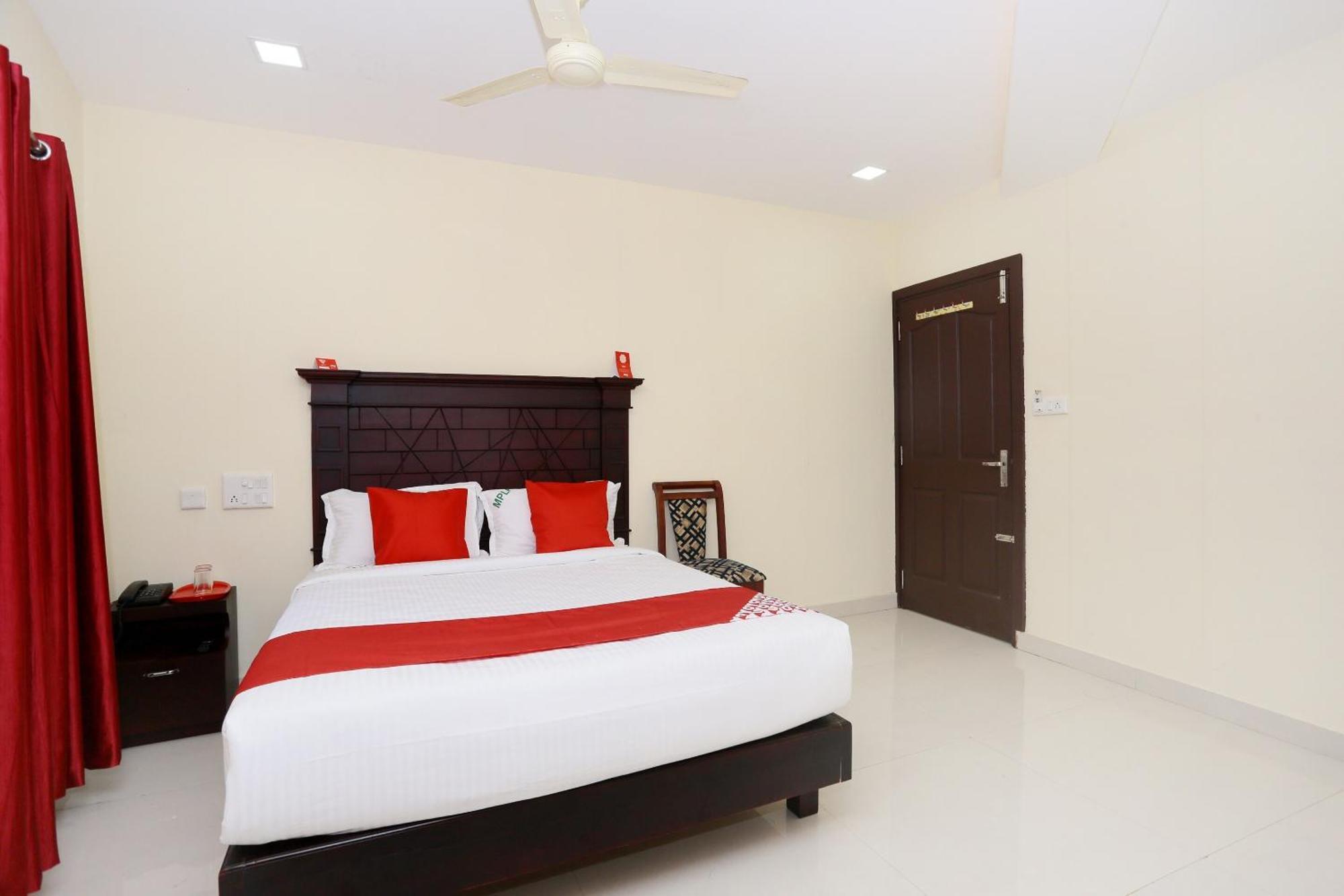 Hotel O Malabar Plaza Kochi Екстер'єр фото