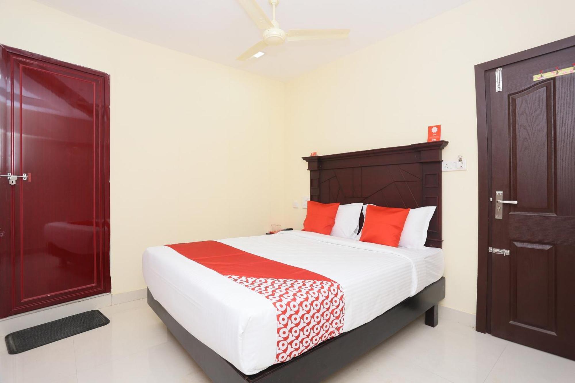 Hotel O Malabar Plaza Kochi Екстер'єр фото